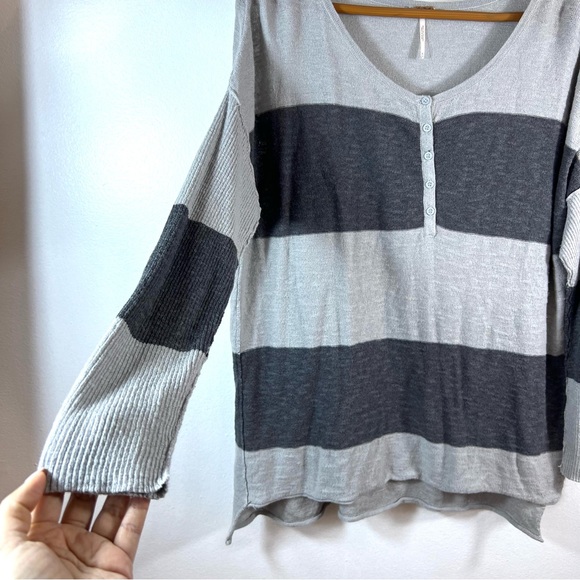 Free People Linen Blend Relax Oversized Fit Charcoal Pullover Knit Sweater Sz XS - Picture 6 of 10